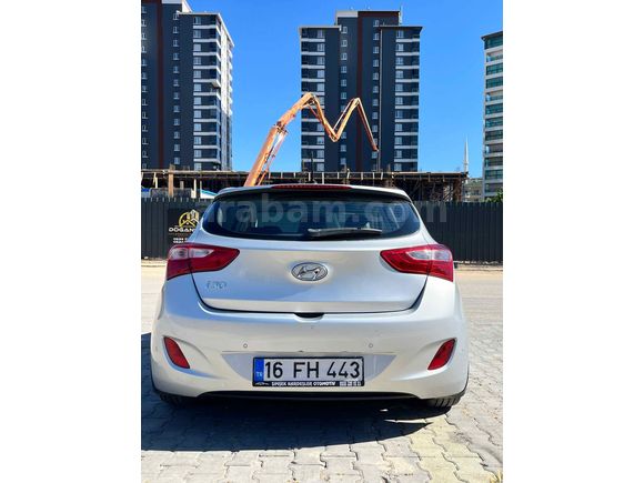 Hyundai i30 1.6 CRDi Elite 2013 Model 