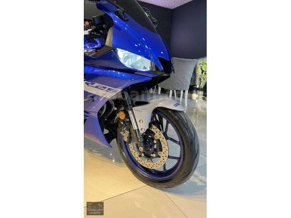 YAMAHA R25 ABS 2020 MODEL 32.000KM RACE BLUE