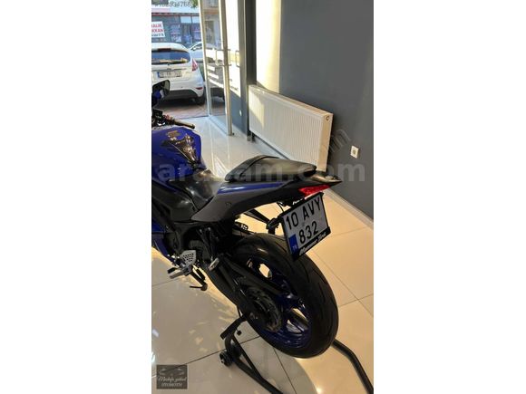 YAMAHA R25 ABS 2020 MODEL 32.000KM RACE BLUE