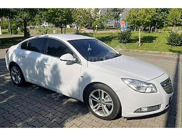 Opel Insignia 1.4 T Edition Elegance