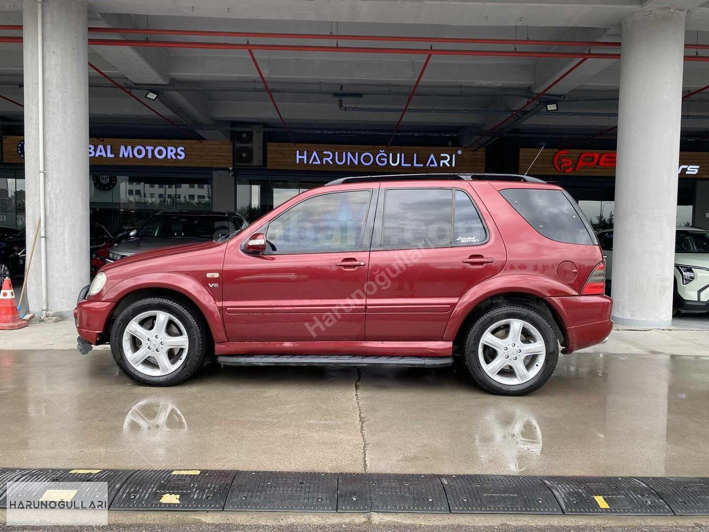 Galeriden Mercedes - Benz ML 55 AMG 2000 Model İstanbul 335.000 km Bordo 5