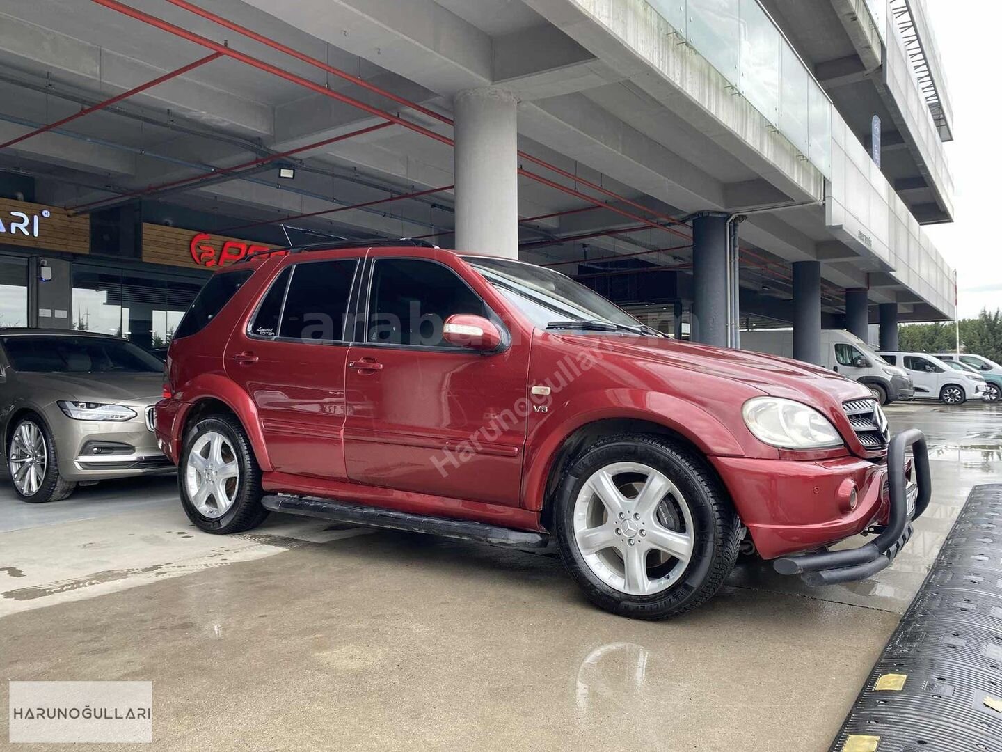 Galeriden Mercedes - Benz ML 55 AMG 2000 Model İstanbul 335.000 km Bordo 3