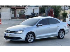 Galeriden Volkswagen Jetta 1.6 TDi Trendline 2011 Model Gaziantep