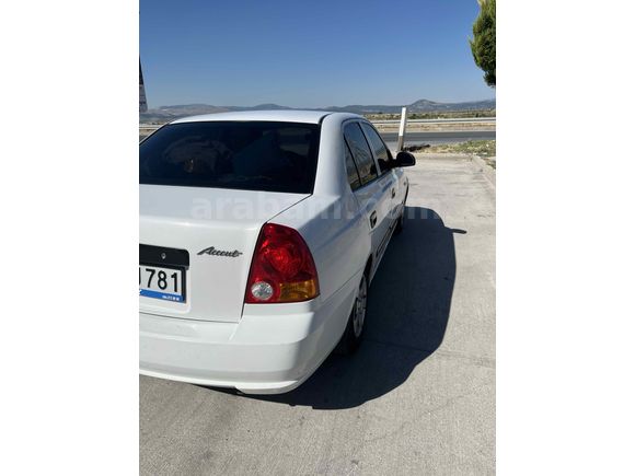 Sahibinden Hyundai Accent 1.3 Admire 2005 Model 