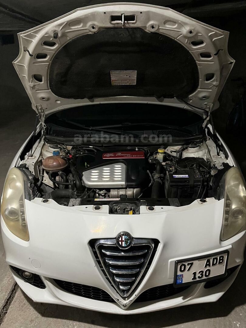 Sahibinden Alfa Romeo Giulietta 1.4 TB Progression Plus 2013 Model Tekirdağ 168.000 km Beyaz 7