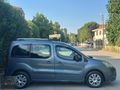 MASRAFSIZ EN DOLUSU CAM TAVAN LI