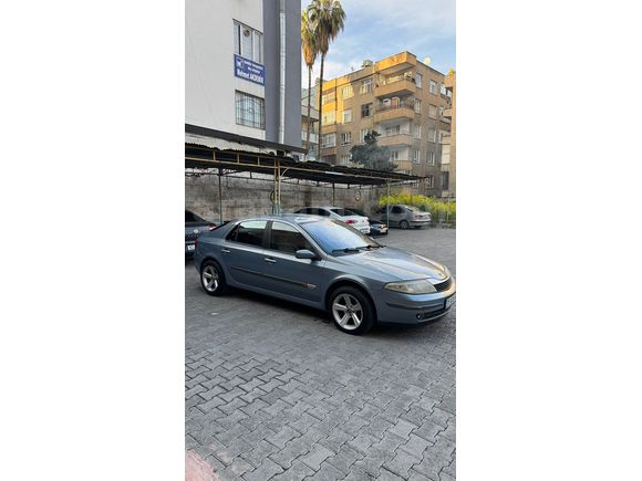 ACİL Sahibinden Renault Laguna 1.6 Privilege 2004 Model 