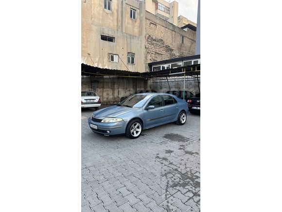 ACİL Sahibinden Renault Laguna 1.6 Privilege 2004 Model 