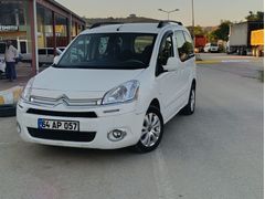 YASİR OTOMOTİV'DEN BERLİNGO 2015 MODEL FULL PAKET DÜŞÜK KİLOMETR