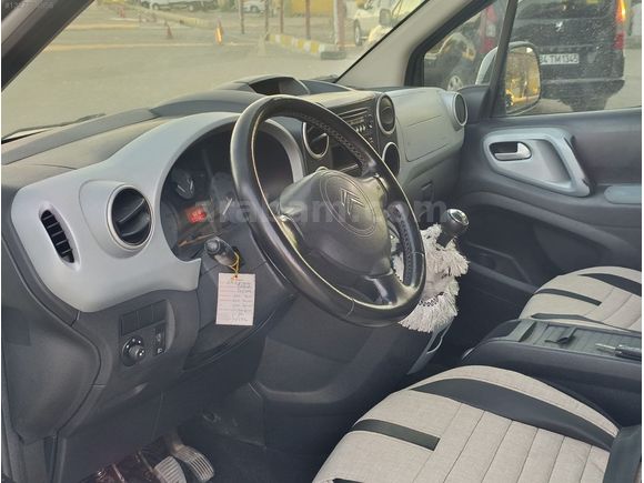 YASİR OTOMOTİV'DEN 2013 MODEL BERLİNGO FULL PAKET