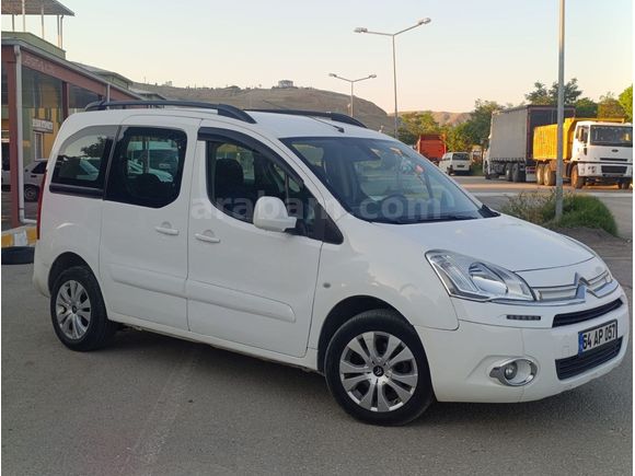 YASİR OTOMOTİV'DEN 2013 MODEL BERLİNGO FULL PAKET