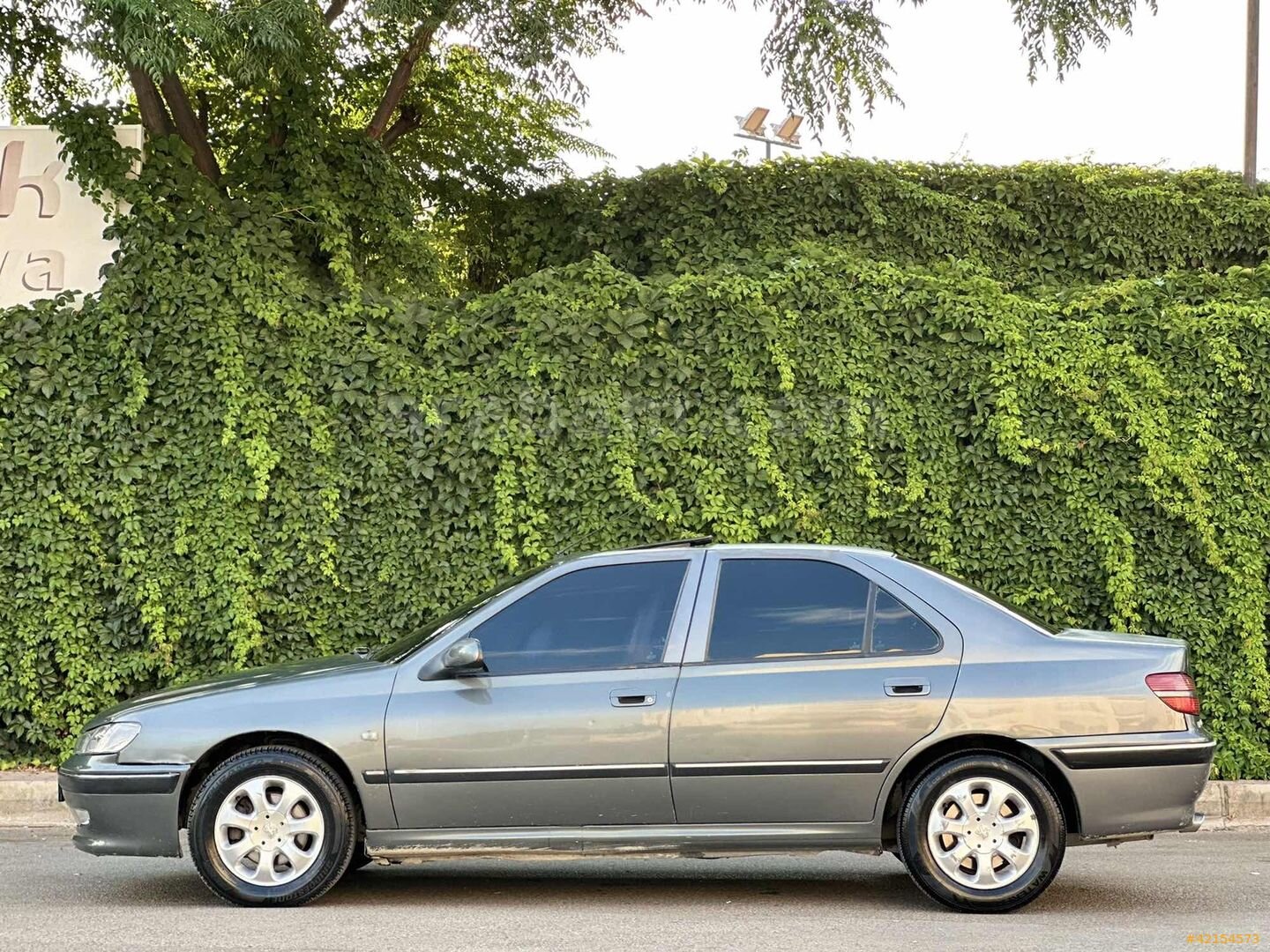 Galeriden Peugeot 406 2.0 SV 2000 Model Antalya 300.000 km Gri 5