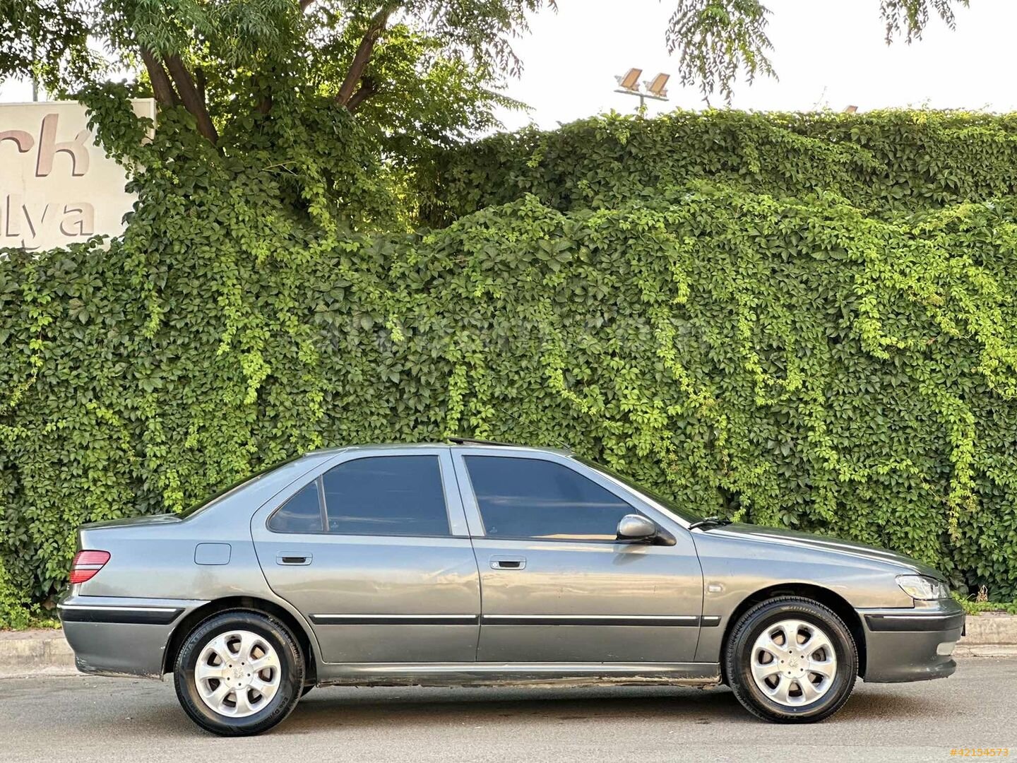 Galeriden Peugeot 406 2.0 SV 2000 Model Antalya 300.000 km Gri 6