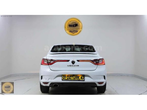 ÖZTÜRK AUTO'DAN HATASIZ OTOMATİK 2019 MEGANE 1.5 DCİ TOUCH