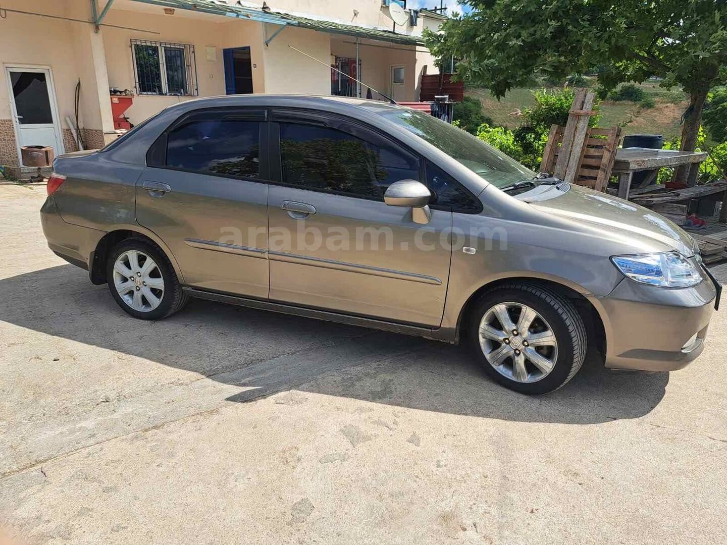 Galeriden Honda City 1.4 Elite 2006 Model İstanbul 399.500 km Bej 6