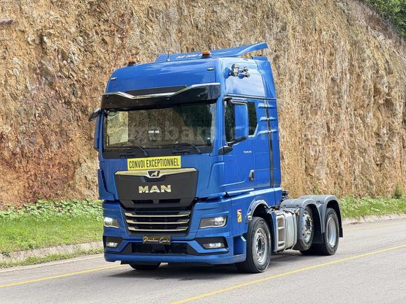 PREMIUM CARS TR'de TEK 26.520 ÖZEL YAPIM