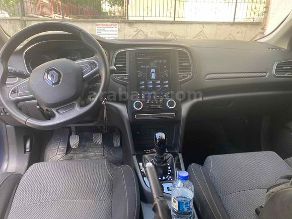 Sahibinden Renault Megane 1.6 Joy 2018 Model  130.000 km Mavi