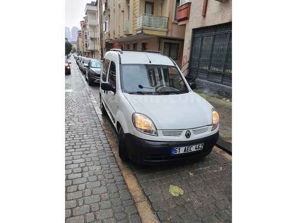 Sahibinden Renault Kangoo Multix 1.5 dCi Authentique 2011 Model 