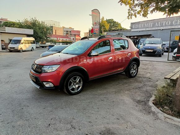 HATASIZ~BOYASIZ~84.000KM~2017 DACİA STEPWAY 1.5DCİ 90HP KARTA 12TAKSİT