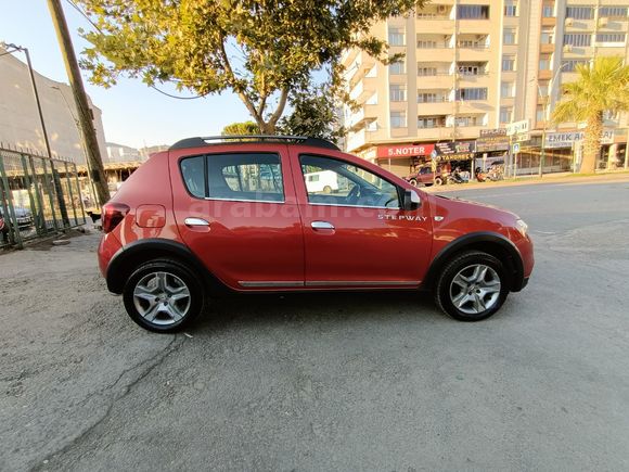 HATASIZ~BOYASIZ~84.000KM~2017 DACİA STEPWAY 1.5DCİ 90HP KARTA 12TAKSİT