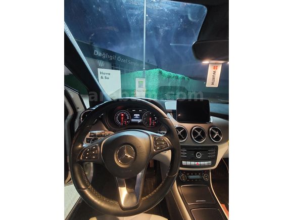 Sahibinden Mercedes - Benz B 180 CDI BlueEFFICIENCY Style 2017 Model