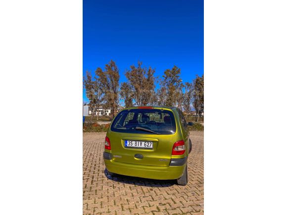 Sahibinden Renault Scenic 1.6 RXT 2001 Model 