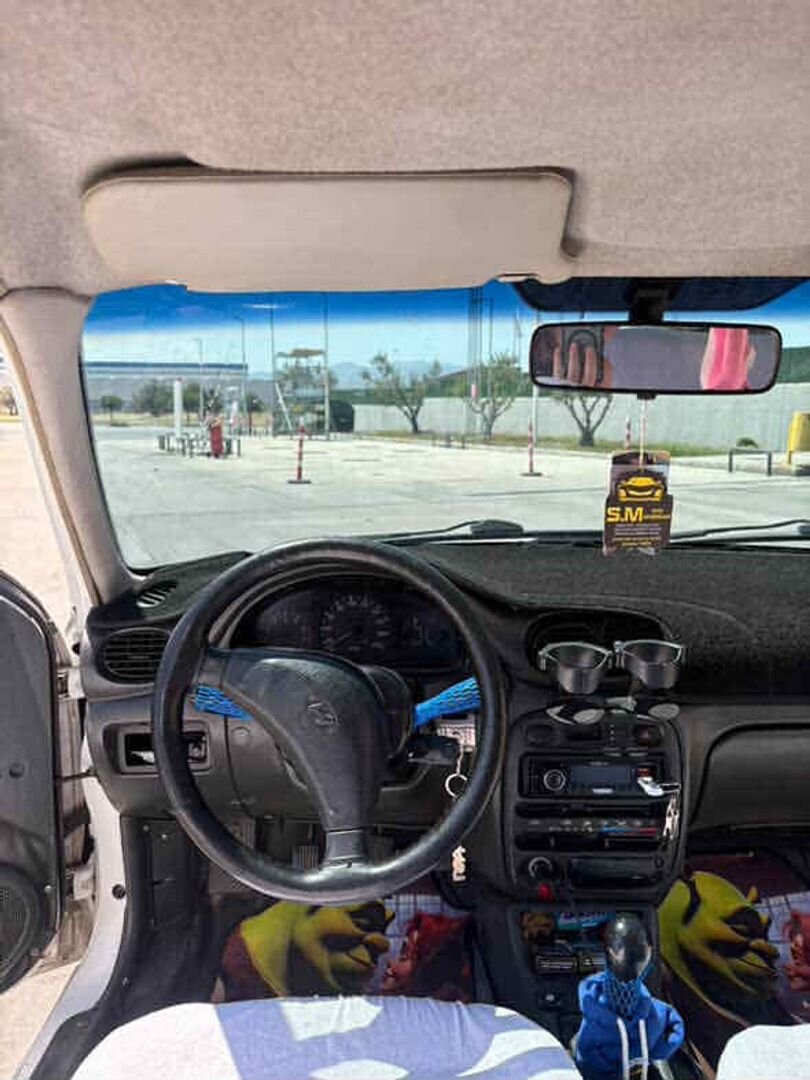 Sahibinden Hyundai Accent 1.5 GL 1998 Model Manisa 407.000 km Beyaz 3