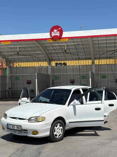 Sahibinden Hyundai Accent 1.5 GL 1998 Model Manisa 407.000 km Beyaz