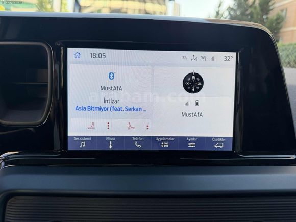 2024 FORD COURİER ACTİVE BOYASIZ ÇİFT RENK GARANTİLİ 22.000 km