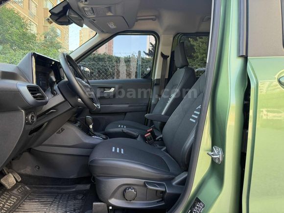 2024 FORD COURİER ACTİVE BOYASIZ ÇİFT RENK GARANTİLİ 22.000 km