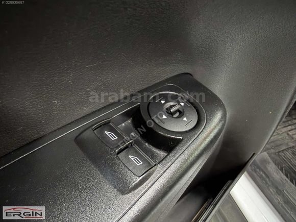 FORD COURİER 45 BİN KM'DE ECOBOST COLORLİNE FABRİKASYON LPGLİ