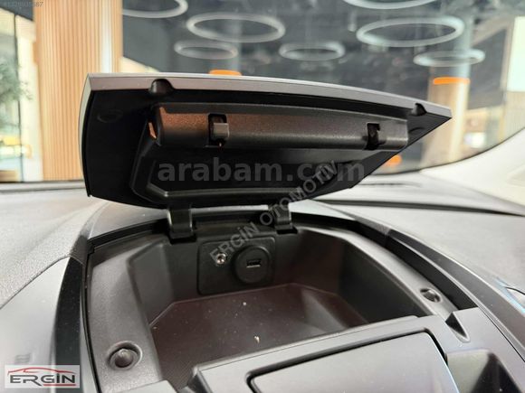 FORD COURİER 45 BİN KM'DE ECOBOST COLORLİNE FABRİKASYON LPGLİ