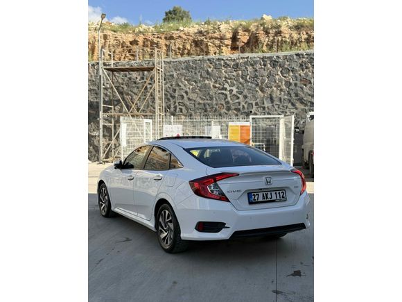 Sahibinden Honda Civic 1.6i VTEC Executive 2017 Model 