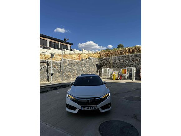 Sahibinden Honda Civic 1.6i VTEC Executive 2017 Model 