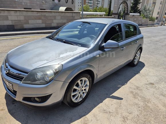 Sahibinden Opel Astra 1.6 Essentia 2011 Model