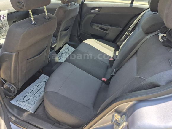 Sahibinden Opel Astra 1.6 Essentia 2011 Model
