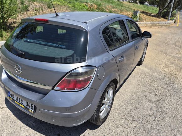 Sahibinden Opel Astra 1.6 Essentia 2011 Model