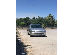 Sahibinden Ford Escort 1.6 CLX 1995 Model