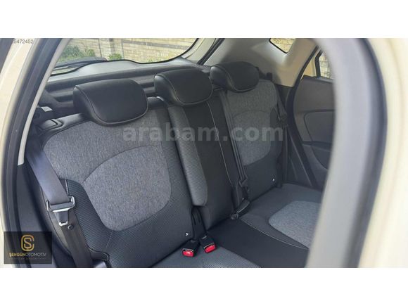 ŞENGÜN OTO'DAN MAKYAJLI KASA CAPTUR 1.5 dci İCON