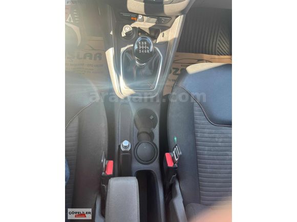 HATASIZ 2023 MODEL 41.000kmde TİTANİUM PLUS