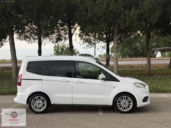BORDO'DAN 2022 FORD TOURNEO COURİER