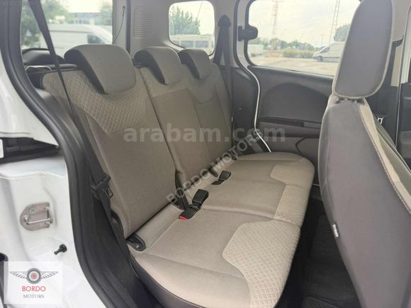 BORDO'DAN 2022 FORD TOURNEO COURİER