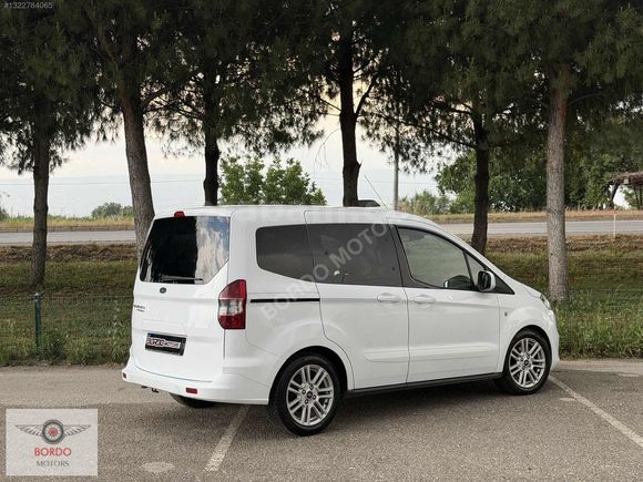 BORDO'DAN 2022 FORD TOURNEO COURİER