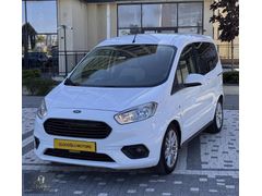 Tourneo Courier 1.5 TDCI Titanium Hatasız-Boyasız