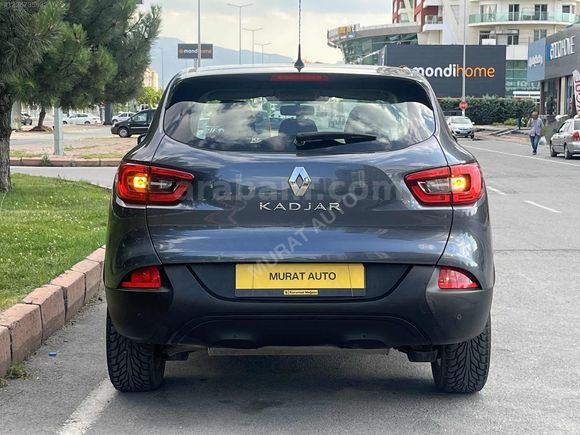 MURAT AUTO'DAN HATASIZ BOYASIZ TRAMERSİZ RENAULT KADJAR