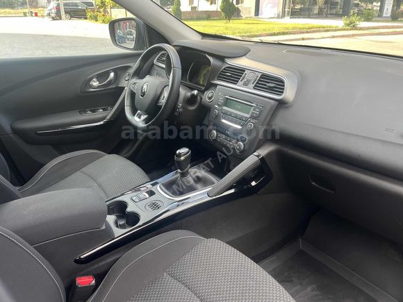 MURAT AUTO'DAN HATASIZ BOYASIZ TRAMERSİZ RENAULT KADJAR