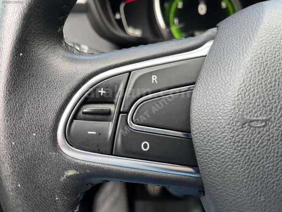 MURAT AUTO'DAN HATASIZ BOYASIZ TRAMERSİZ RENAULT KADJAR