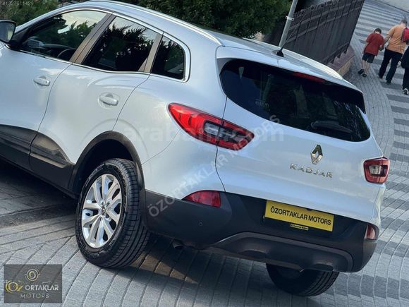 ÖZORTAKLAR'DAN 2018 KADJAR 1.5 İCON 117 BİN KM CAM TAVANLI