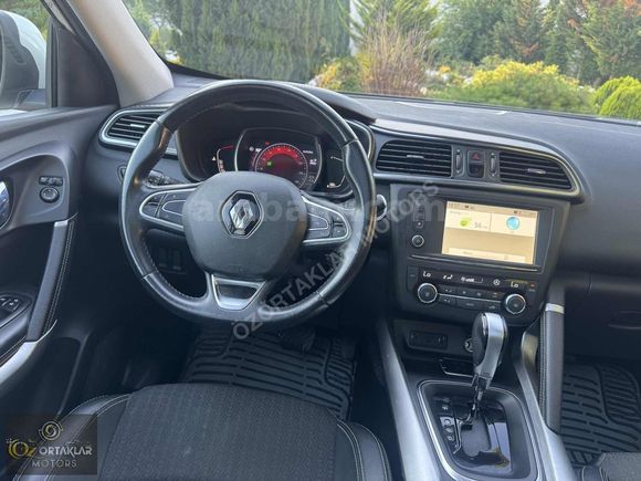 ÖZORTAKLAR'DAN 2018 KADJAR 1.5 İCON 117 BİN KM CAM TAVANLI