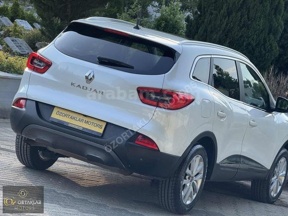 ÖZORTAKLAR'DAN 2018 KADJAR 1.5 İCON 117 BİN KM CAM TAVANLI